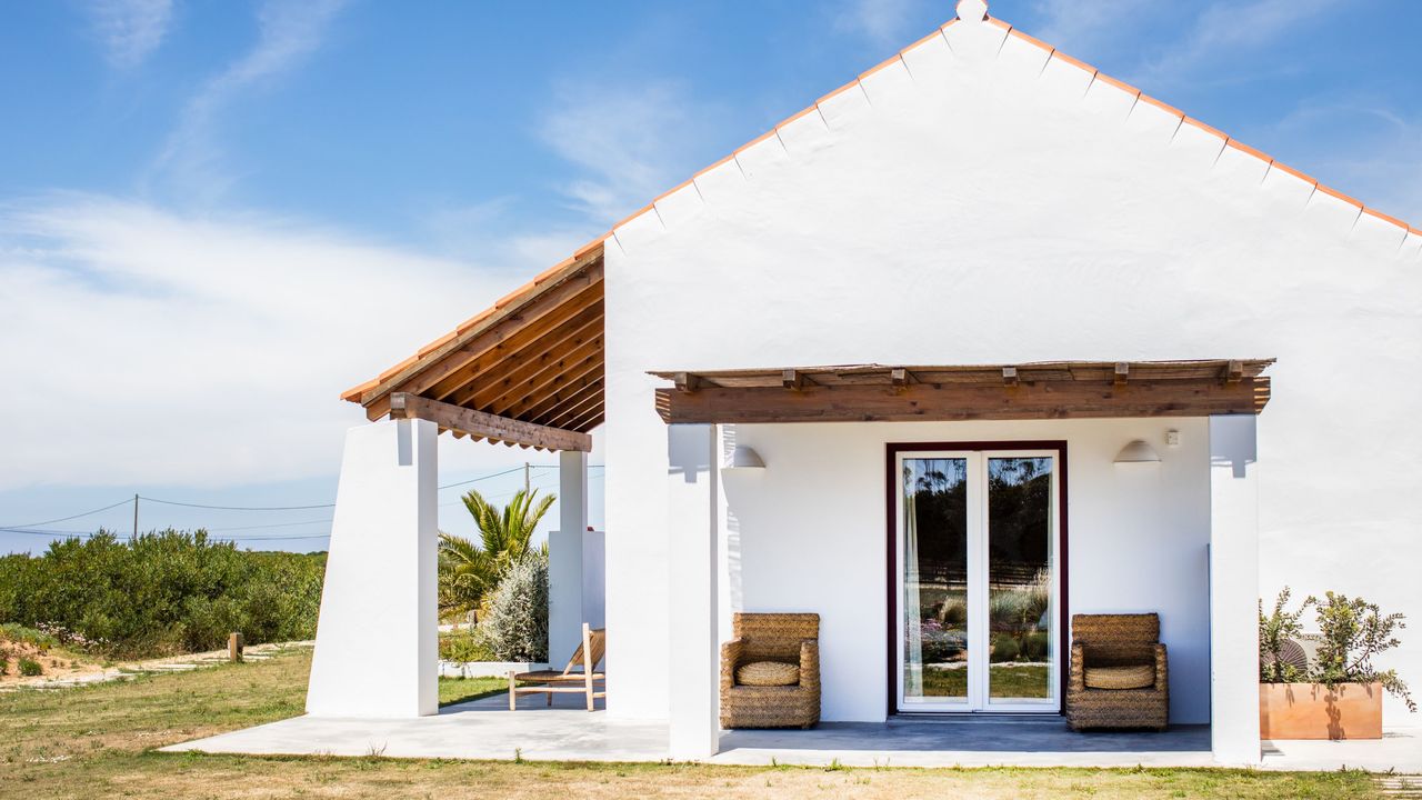 Homepage - Monte da Bemposta O campo à volta o Mar em frente